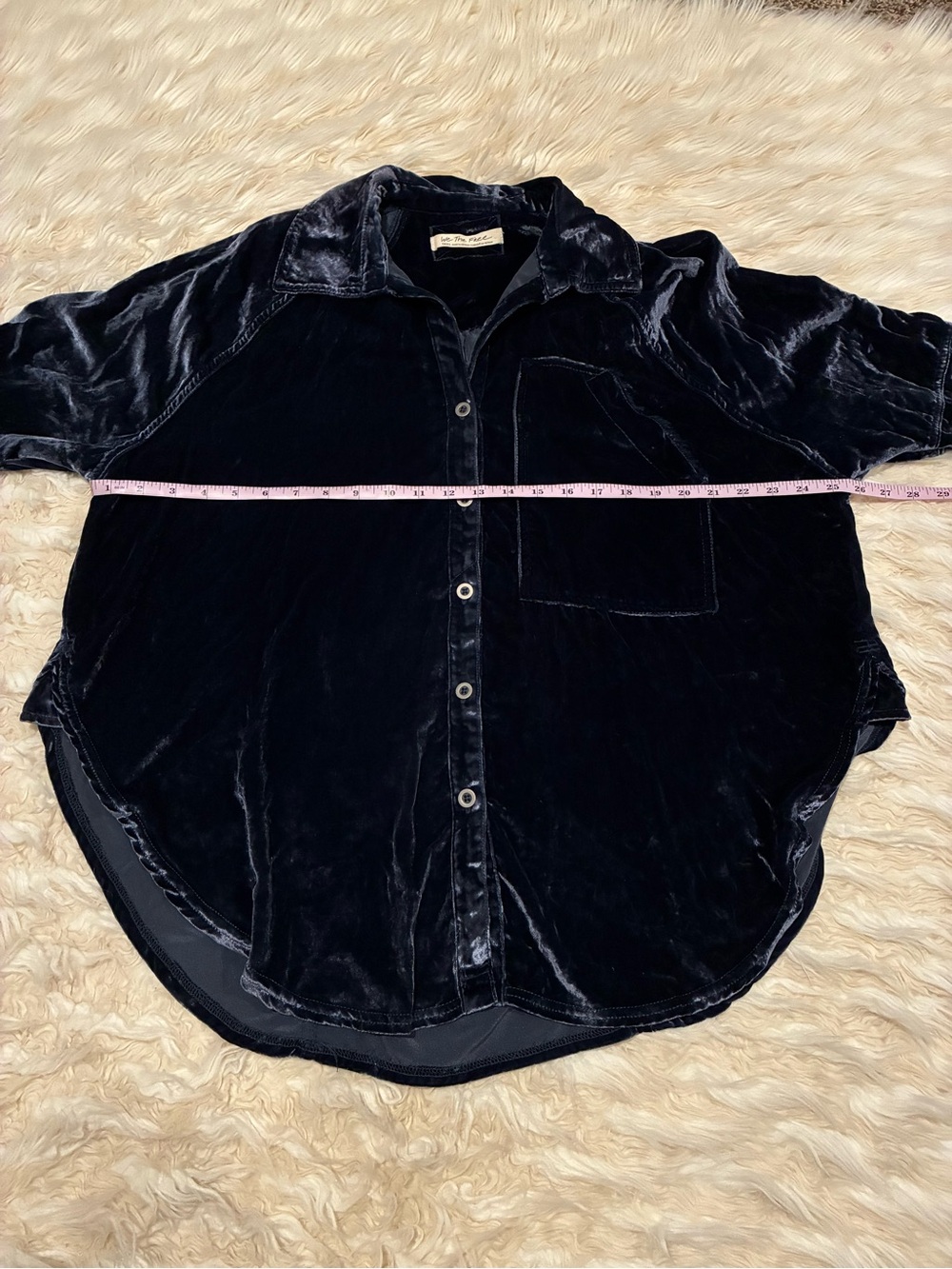Free People Blue Velvet Button-Up Shirt Soft Relaxed Fit Size S - Picture 13 of 15